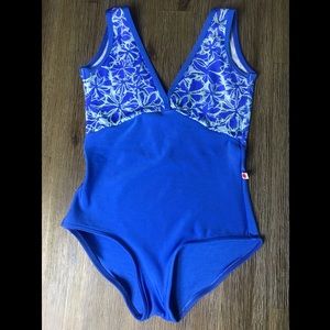 Yumiko Floral Collection XS